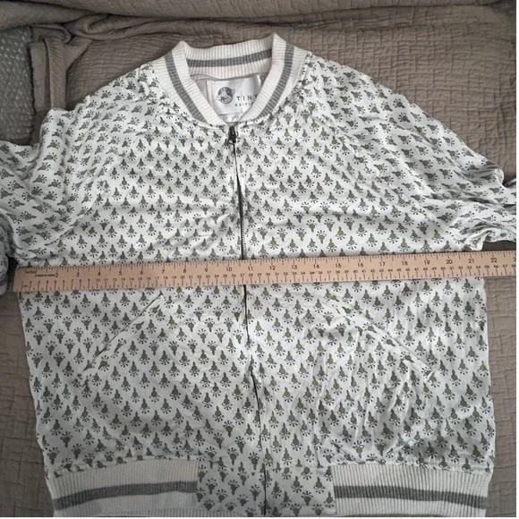 Anthropologie Tiny Editions‎ Amber floral satin embroidered bomber jacket Sz L